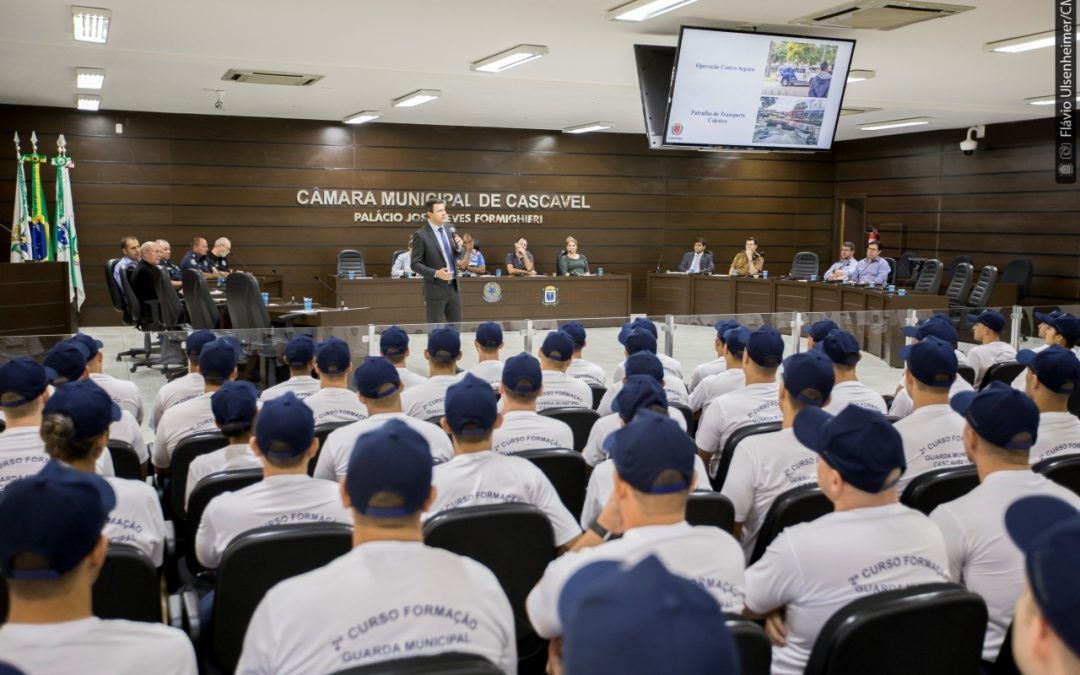 Evento de Comissão apresenta modelo de atuação da Guarda Municipal de Curitiba