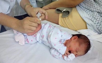 Pais devem agendar vacinação de recém-nascidos